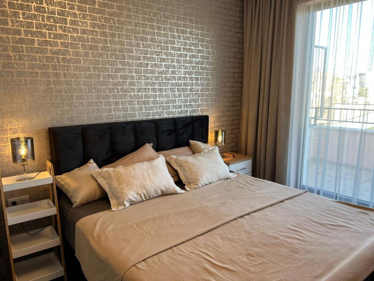 Luxury Penthouse Apartments At Valencia Gardens Burgas Exterior foto