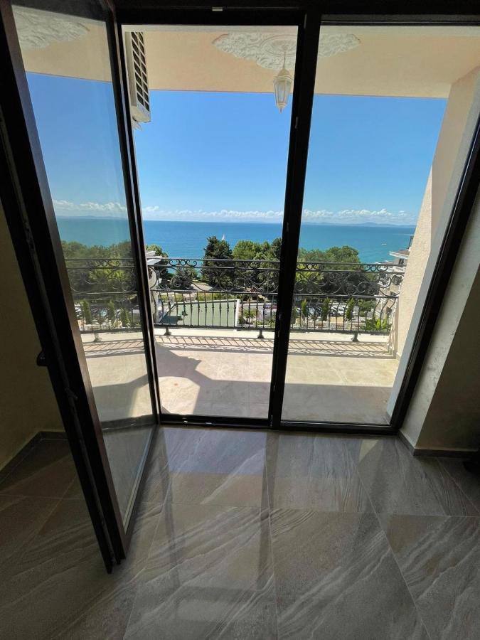 Luxury Penthouse Apartments At Valencia Gardens Burgas Exterior foto