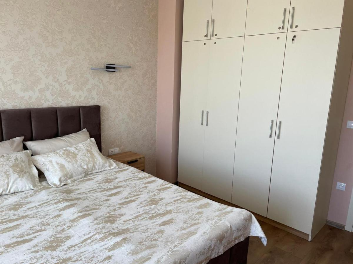 Luxury Penthouse Apartments At Valencia Gardens Burgas Exterior foto