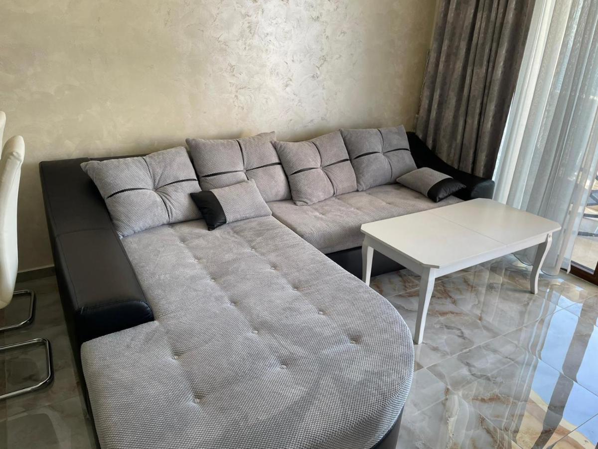 Luxury Penthouse Apartments At Valencia Gardens Burgas Exterior foto