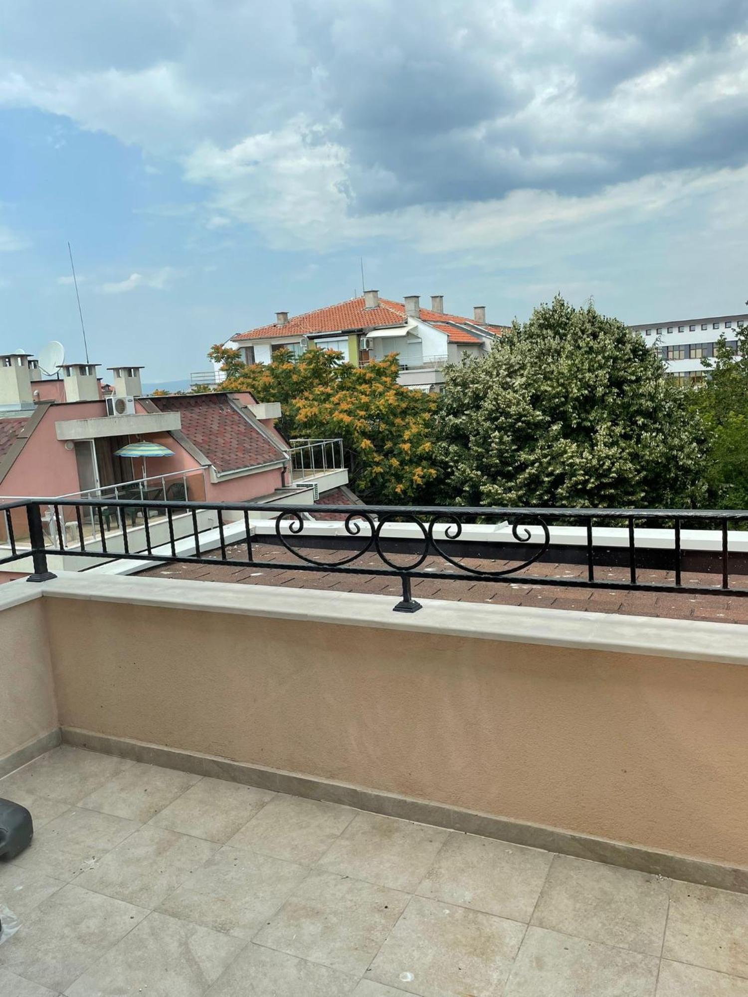 Luxury Penthouse Apartments At Valencia Gardens Burgas Habitación foto